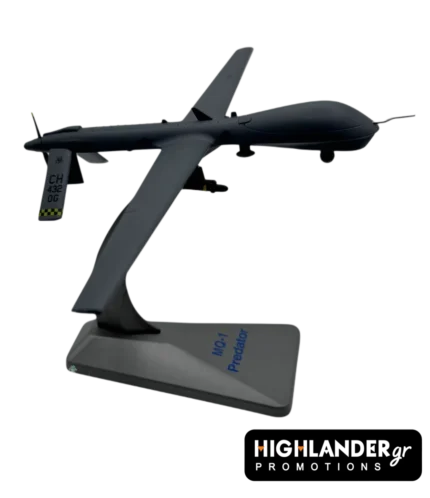Μοντέλο drone MQ-1 Predator σε βάση – στρατιωτικό διακοσμητικό