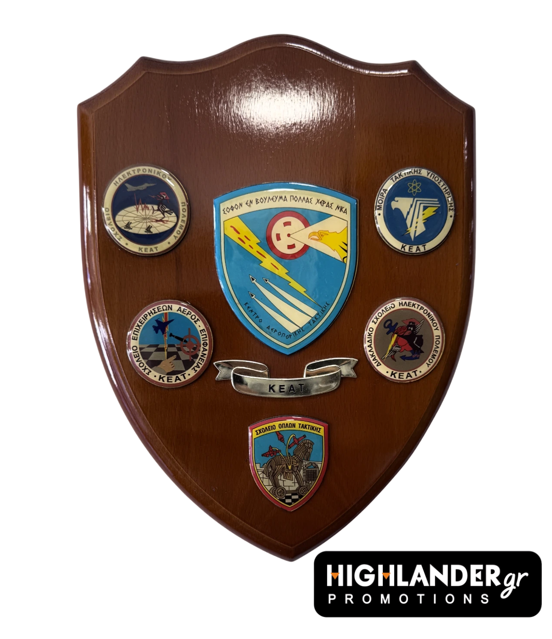 plaketa-keat Shield-shaped wooden plaque for KEAT featuring the central Air Tactics Center emblem and subordinate schools' badges.